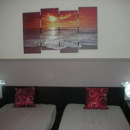 House Volumnia Hotel Perugia Phòng bức ảnh